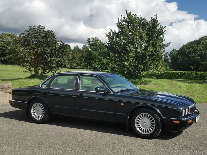 JAGUAR XJ 3.2 V8 XJ8 4dr Saloon Auto 1998