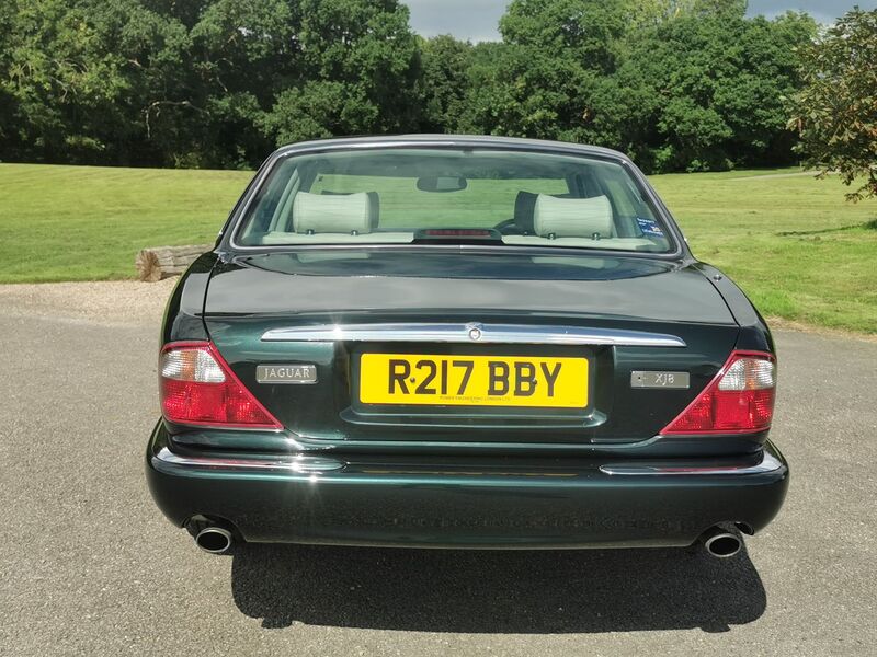 JAGUAR XJ 3.2 V8 XJ8 4dr Saloon Auto 1998