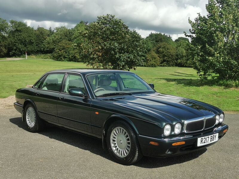 JAGUAR XJ 3.2 V8 XJ8 4dr Saloon Auto 1998