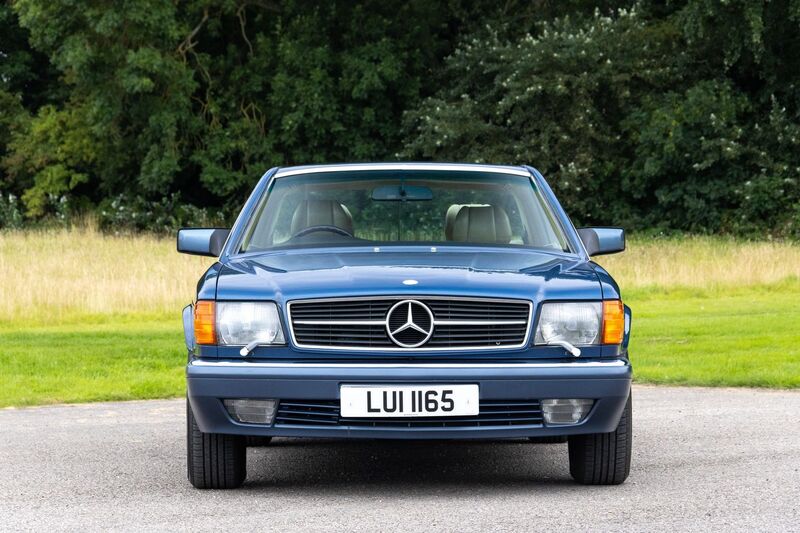 MERCEDES-BENZ SEC SERIES C126 560 SEC Flagship Coupe 2dr 1990