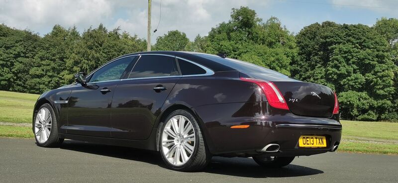 JAGUAR XJ 3.0d V6 Portfolio Auto Euro 5 ss 4dr LWB 2013