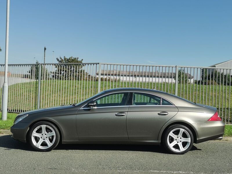 MERCEDES-BENZ CLS 3.0 CLS320 CDI Coupe 7G-Tronic 4dr 2006